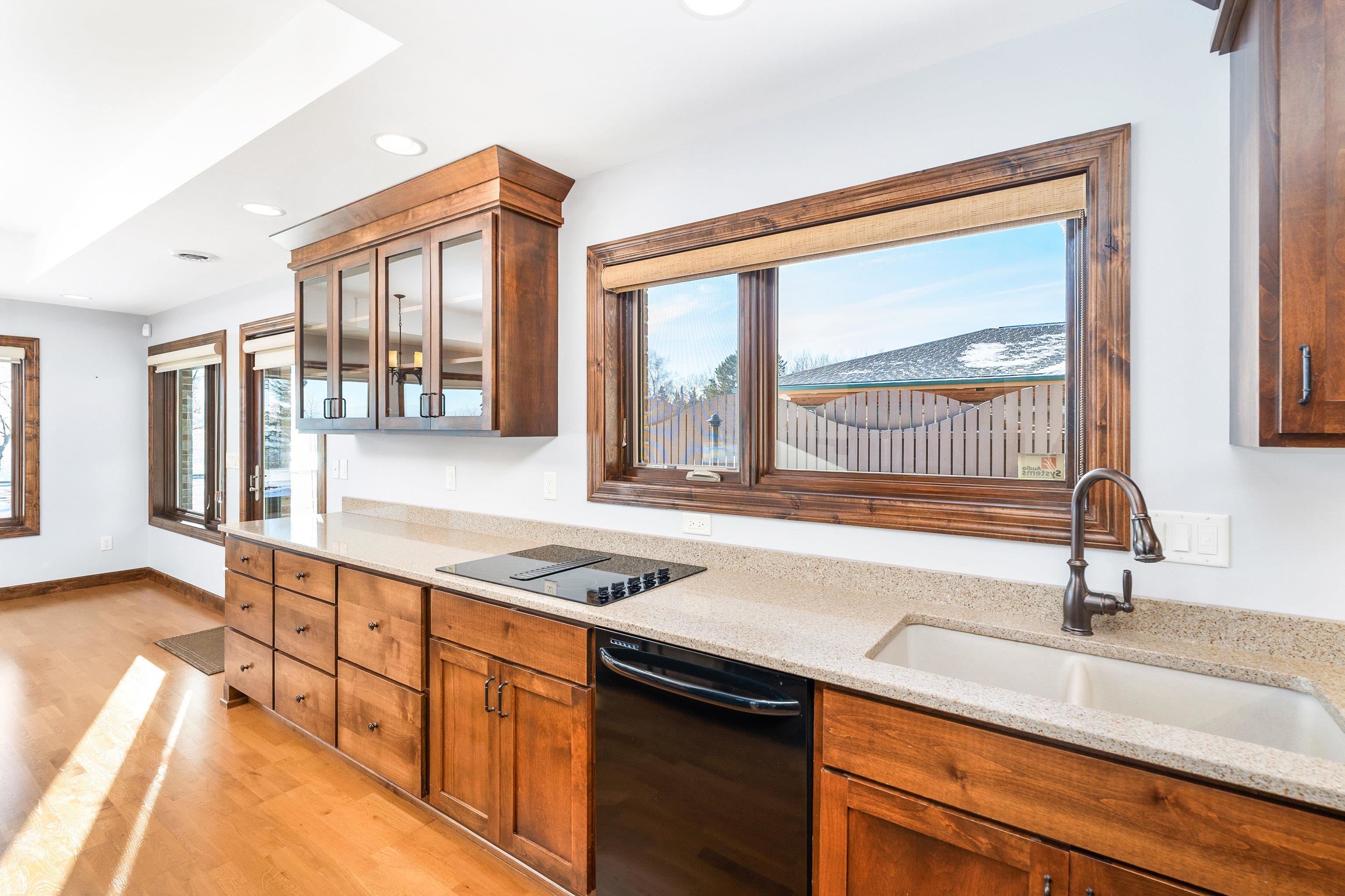 8357 Congdon Boulevard, Unit 7 Duluth, MN 55804 - Photo 38 of 98