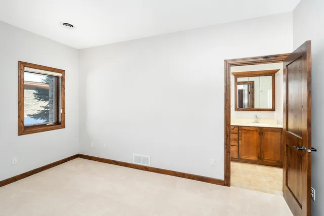 $947,500 | 8357 Congdon Boulevard, Unit 7, Duluth, MN 55804