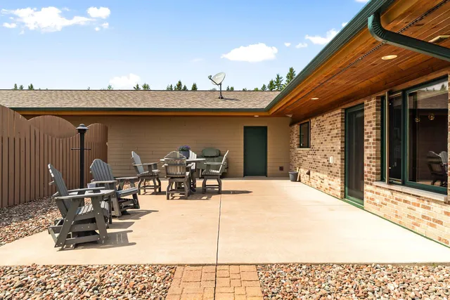 $947,500 | 8357 Congdon Boulevard, Unit 7, Duluth, MN 55804