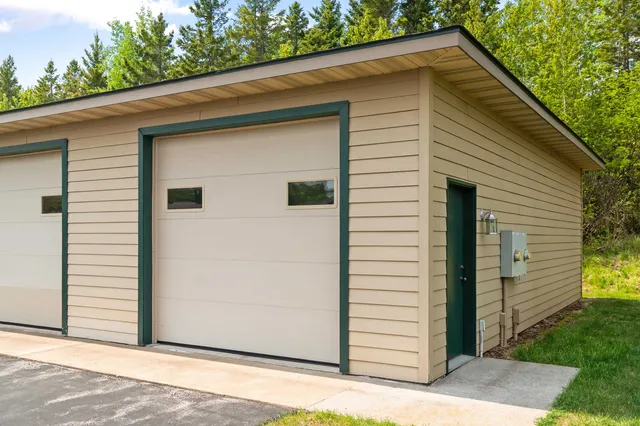 $947,500 | 8357 Congdon Boulevard, Unit 7, Duluth, MN 55804