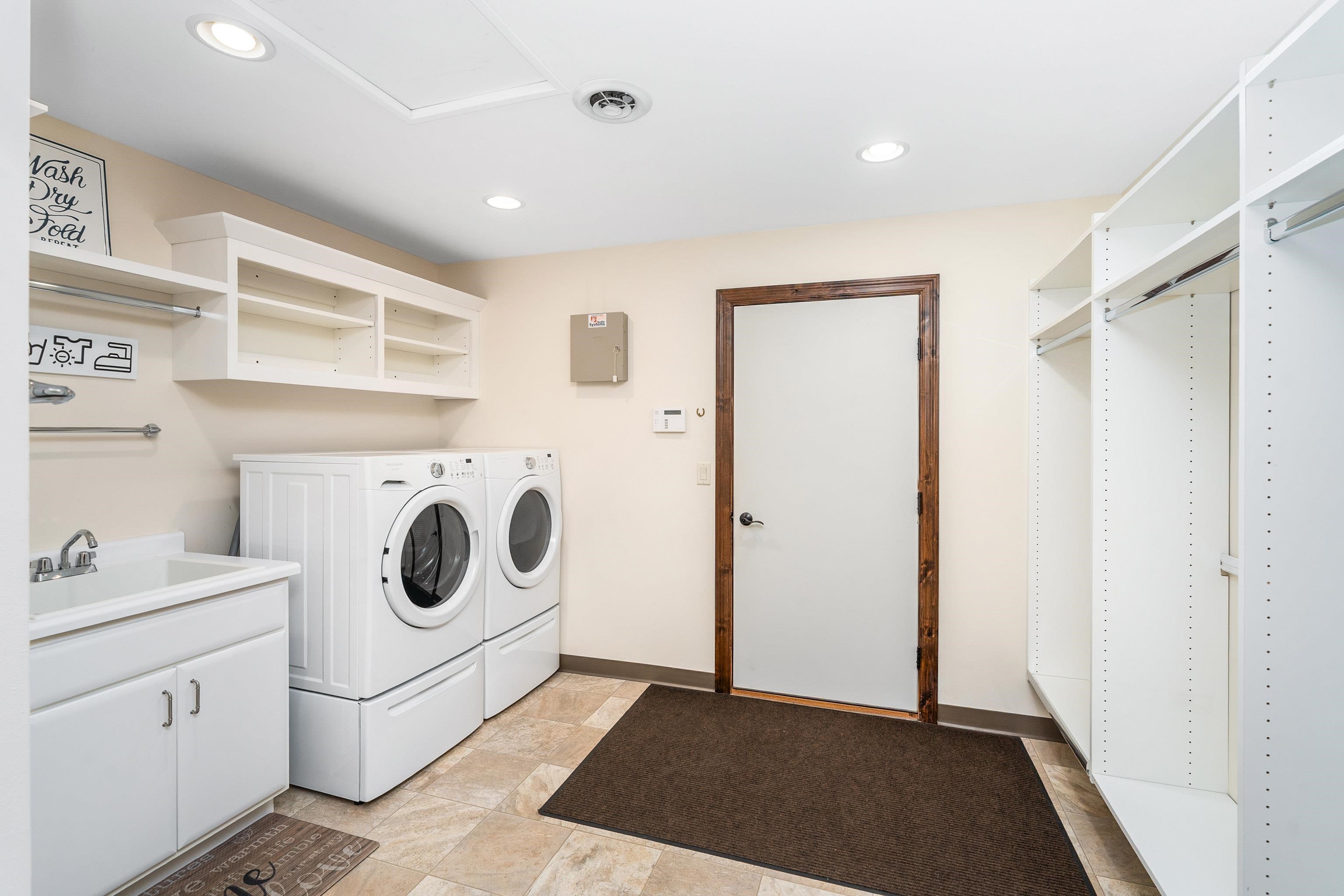 8357 Congdon Boulevard, Unit 7 Duluth, MN 55804 - Photo 68 of 98