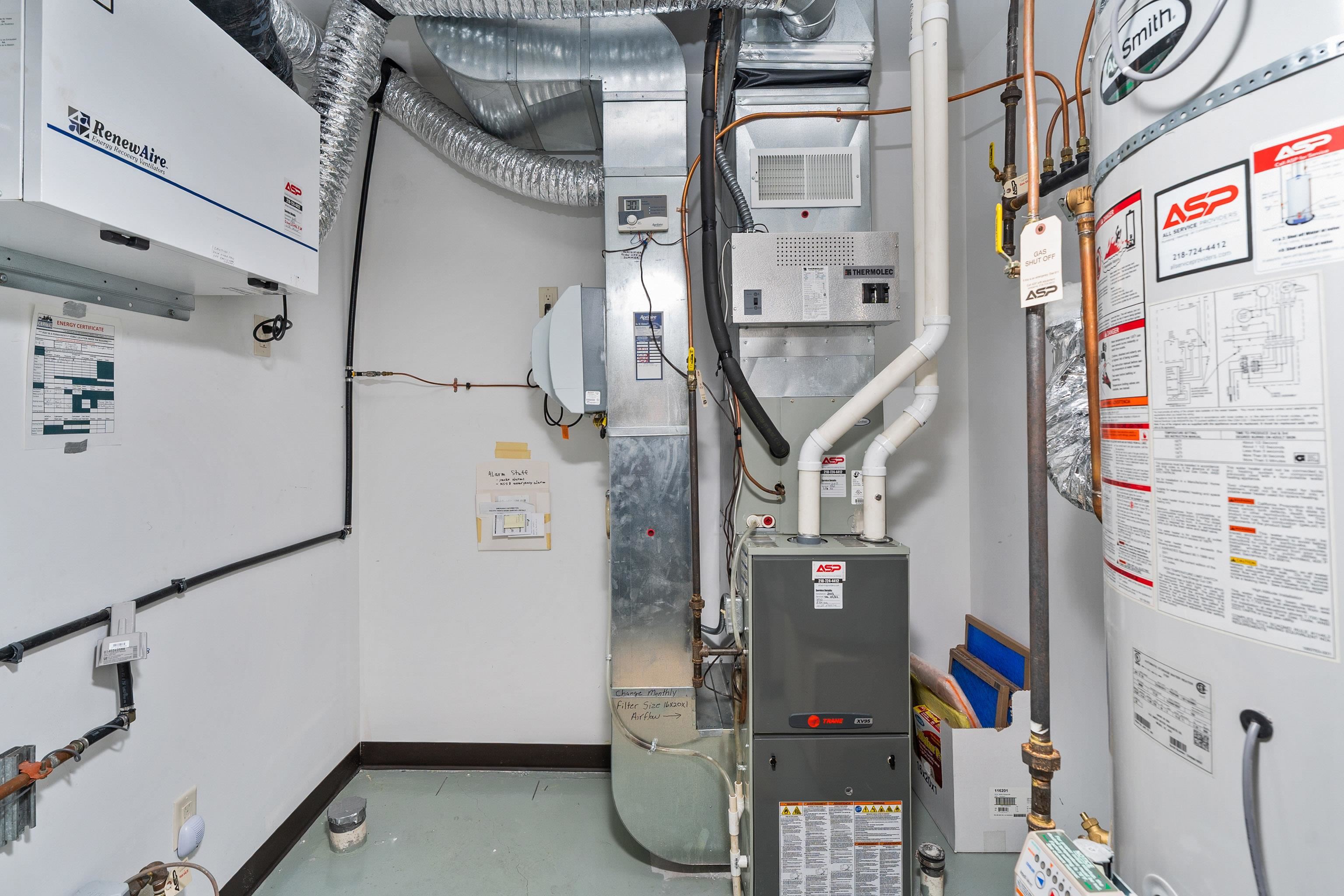 8357 Congdon Boulevard, Unit 7 Duluth, MN 55804 - Photo 70 of 98