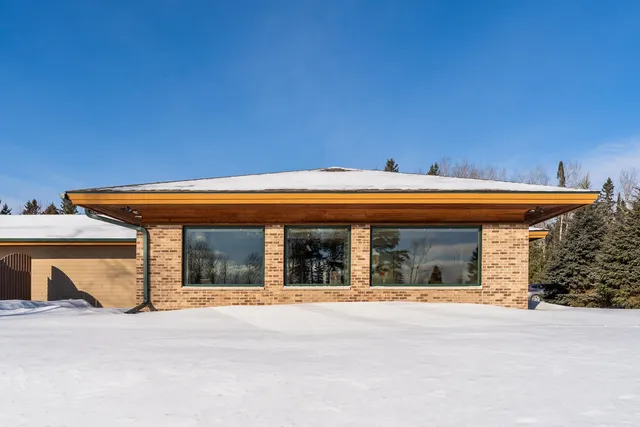 $947,500 | 8357 Congdon Boulevard, Unit 7, Duluth, MN 55804