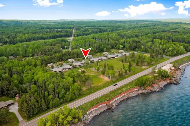 $947,500 | 8357 Congdon Boulevard, Unit 7, Duluth, MN 55804