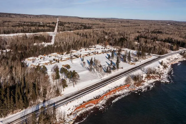 $947,500 | 8357 Congdon Boulevard, Unit 7, Duluth, MN 55804