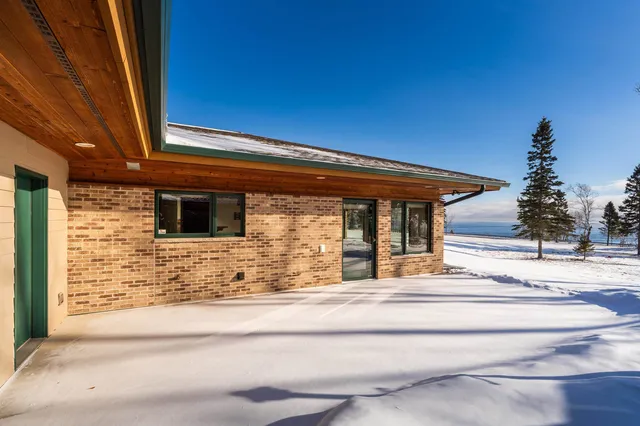 $947,500 | 8357 Congdon Boulevard, Unit 7, Duluth, MN 55804