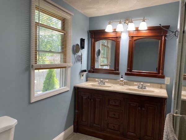 54 Farrell Road Lynn, MA 01905 - Photo 21 of 42 Gallery Image 21