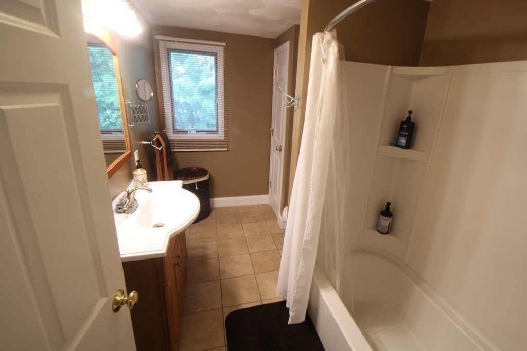 54 Farrell Road Lynn, MA 01905 - Photo 26 of 42 Gallery Image 26