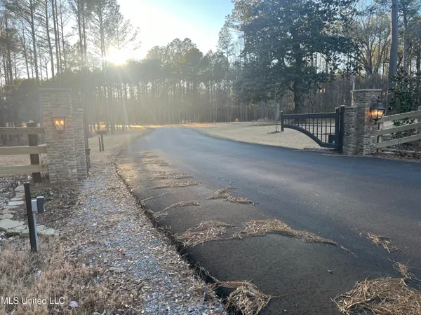 $499,000 | Springwood Trail, Madison, MS 39110