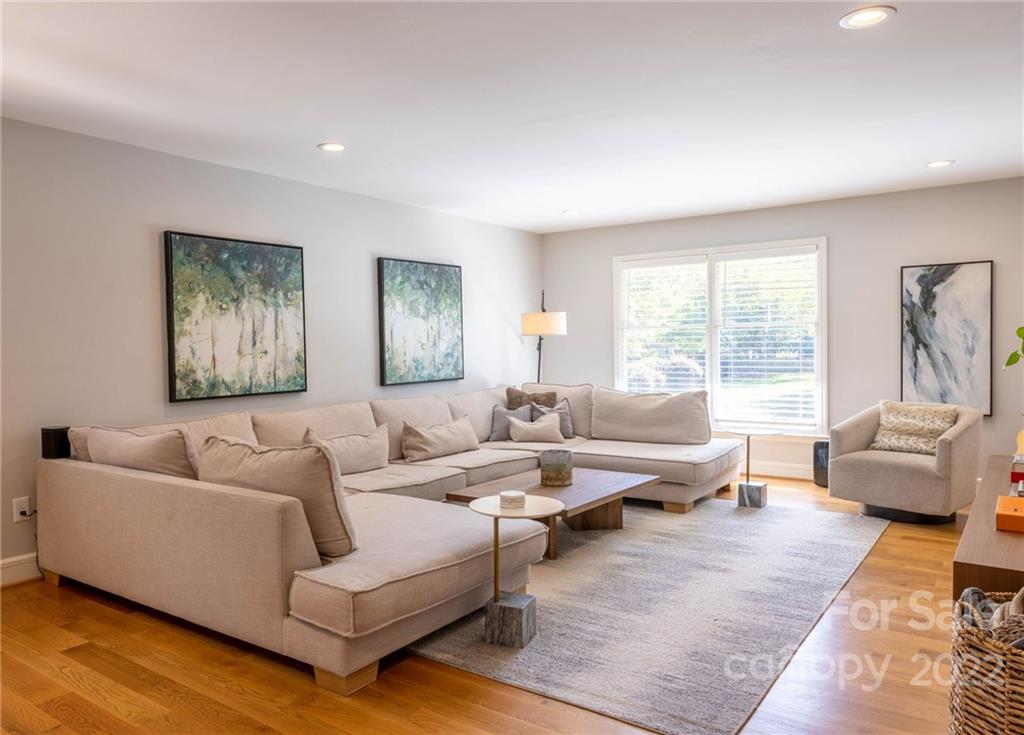 525 Scofield Road Charlotte, NC 28209 - Photo 17 of 43 Gallery Image 17