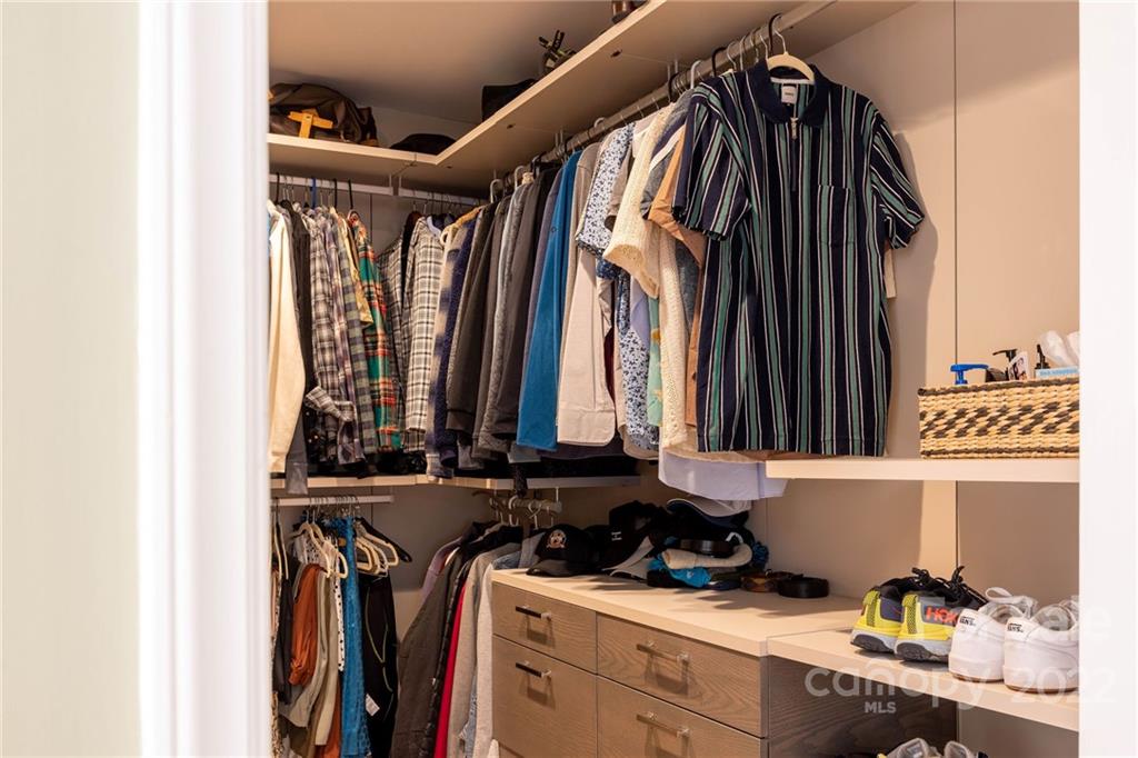 525 Scofield Road Charlotte, NC 28209 - Photo 31 of 43 Gallery Image 31