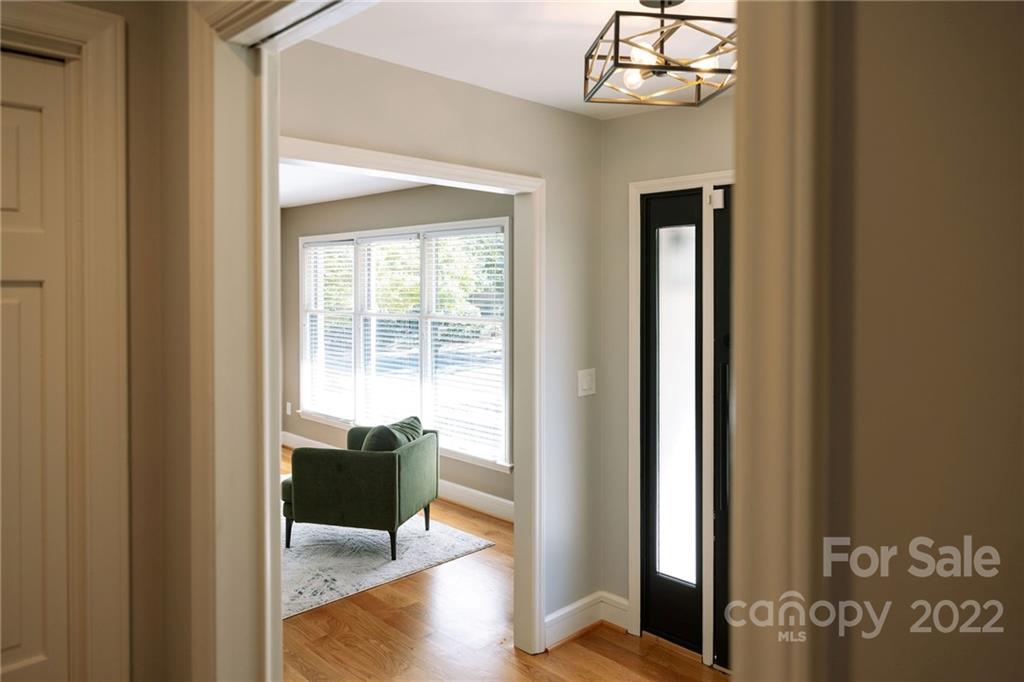 525 Scofield Road Charlotte, NC 28209 - Photo 6 of 43 Gallery Image 6