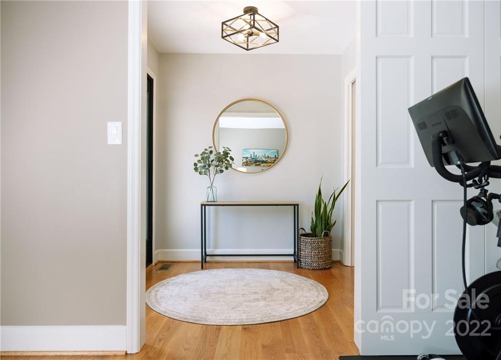 525 Scofield Road Charlotte, NC 28209 - Photo 9 of 43 Gallery Image 9