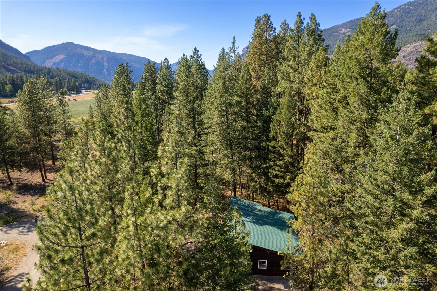 15 Deer Run Loop Road Winthrop, WA 98862 - Photo 2 of 25