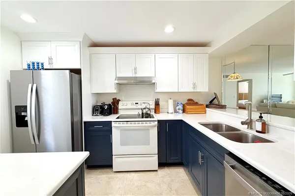 $3,800 | 1950 Southwest Palm City Road, Unit 12305, Stuart, FL 34994