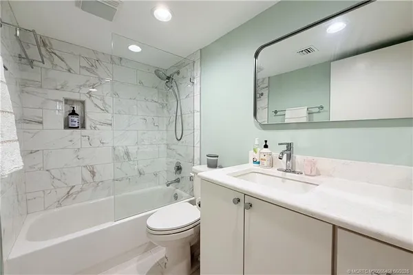 $3,800 | 1950 Southwest Palm City Road, Unit 12305, Stuart, FL 34994