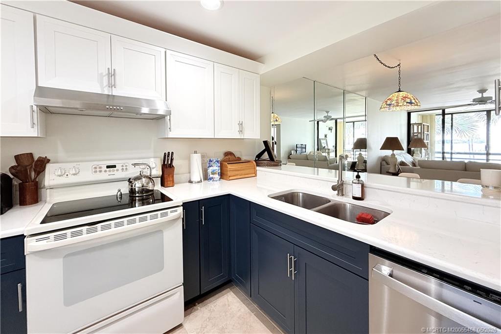 1950 Southwest Palm City Road, Unit 12305 Stuart, FL 34994 - Photo 5 of 27