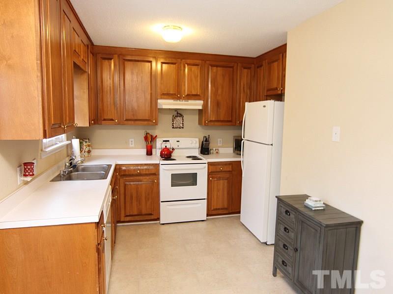 6404 Tinderbox Lane Raleigh, NC 27603 - Photo 5 of 13 Gallery Image 5