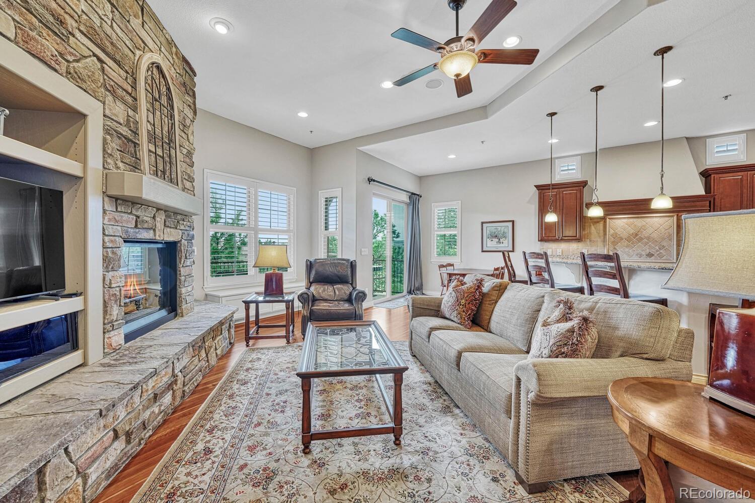 4304 Chateau Ridge Road Castle Rock, CO 80108 - Photo 9 of 40 Gallery Image 9