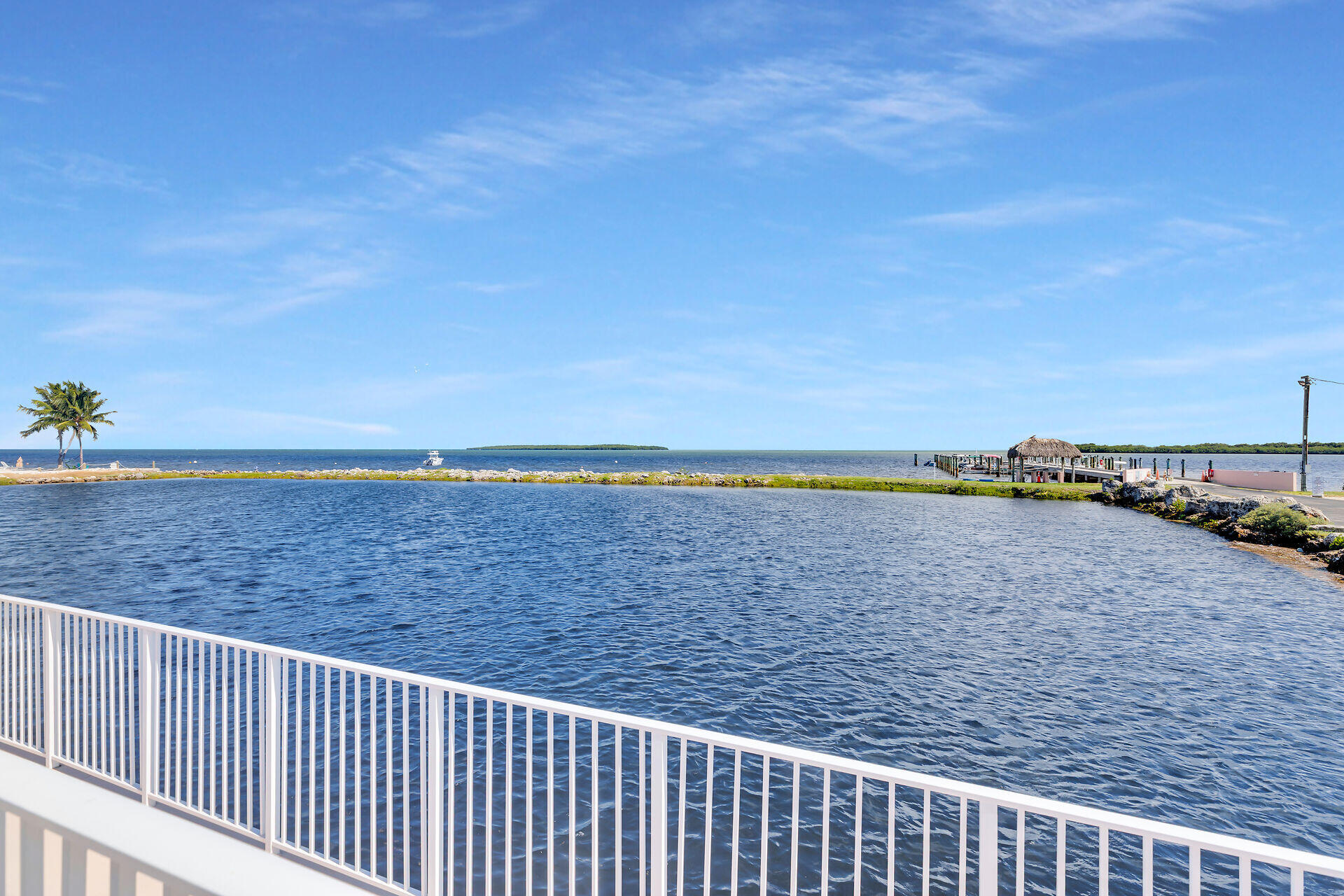 606 North Silver Circle Key Largo, FL 33037 - Photo 44 of 54 a view of outside space and a lake view