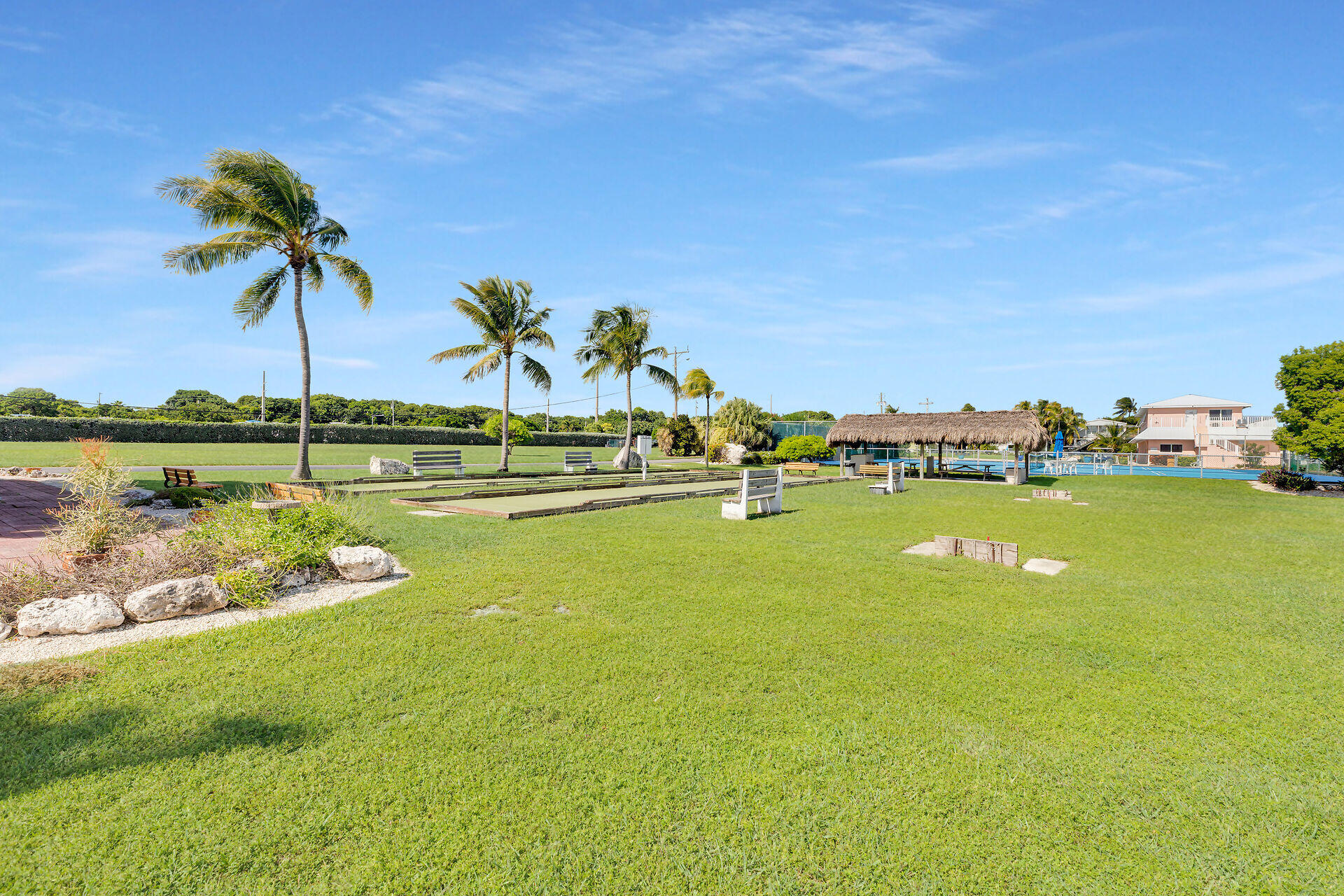 606 North Silver Circle Key Largo, FL 33037 - Photo 46 of 54 a view of a golf course with an ocean