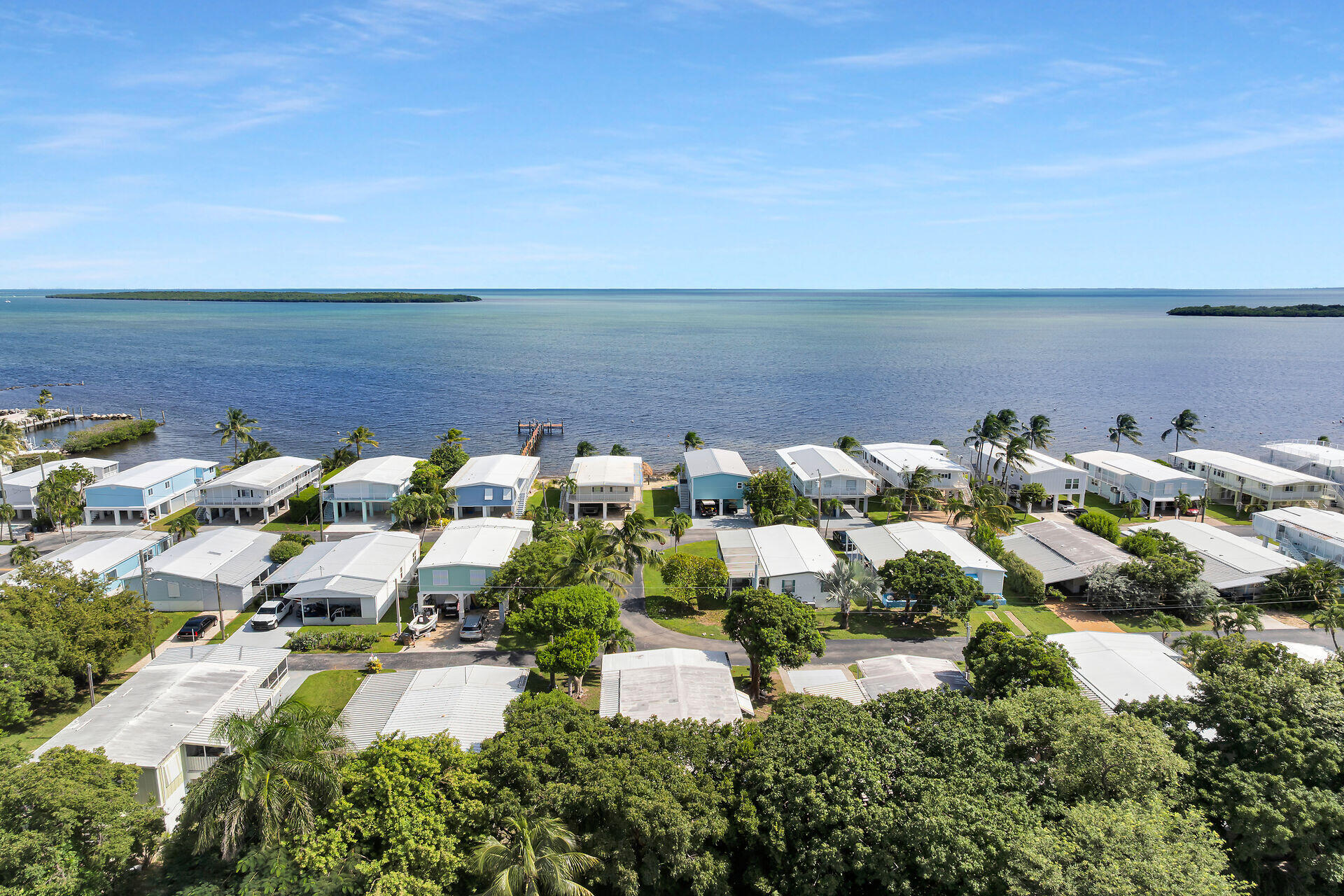 606 North Silver Circle Key Largo, FL 33037 - Photo 7 of 54 virtual-tour-359890-07