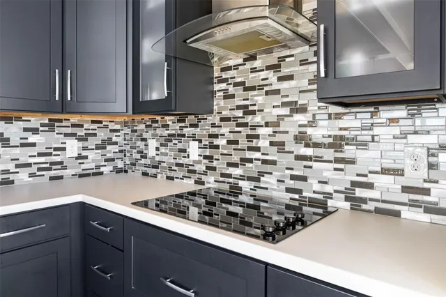 a view of washer and dryer in a utility room