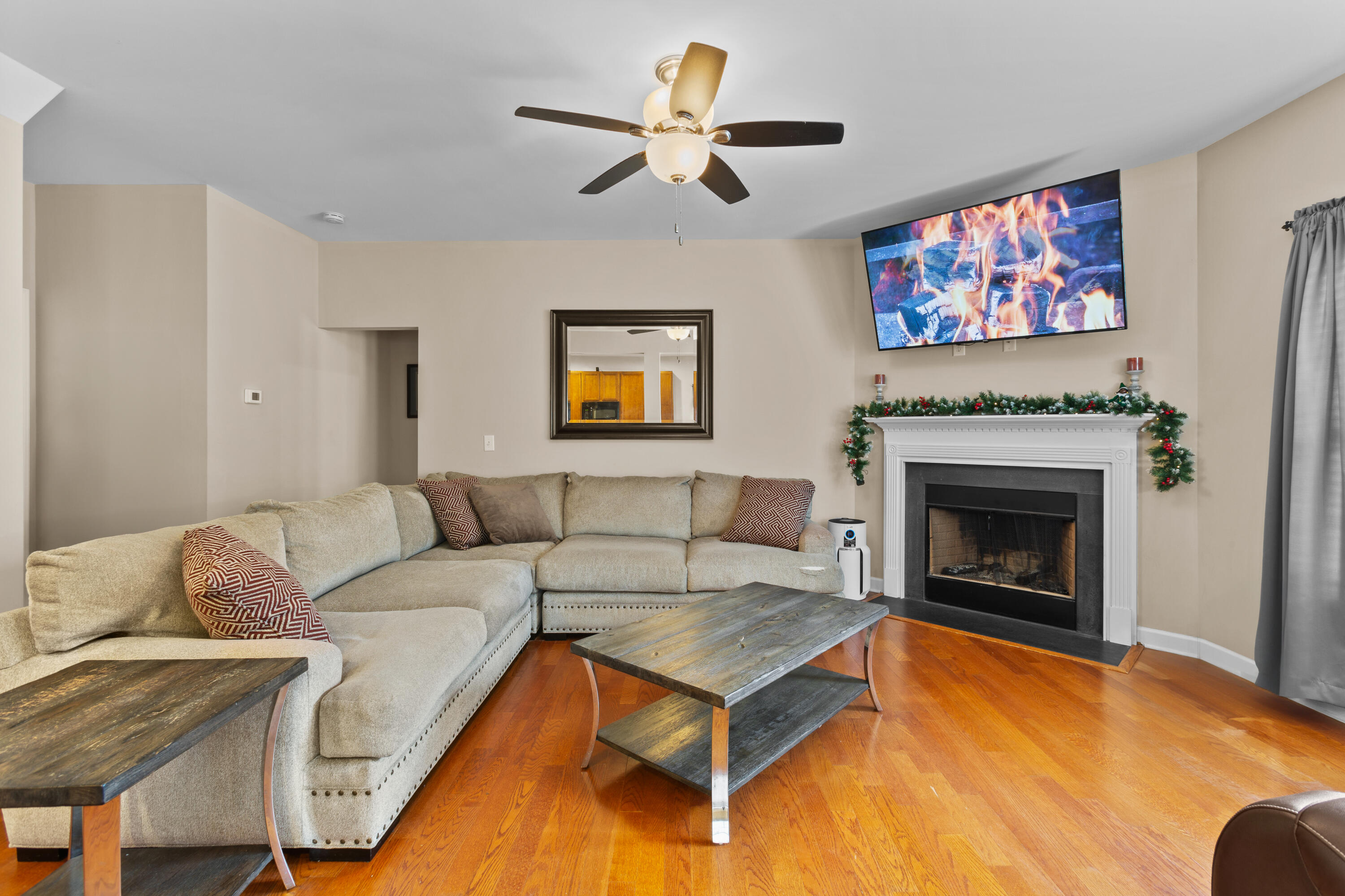 318 Killarney Trail Moncks Corner, SC 29461 - Photo 13 of 29 318KillarneyTr.NicoleBurbagePhoto-9