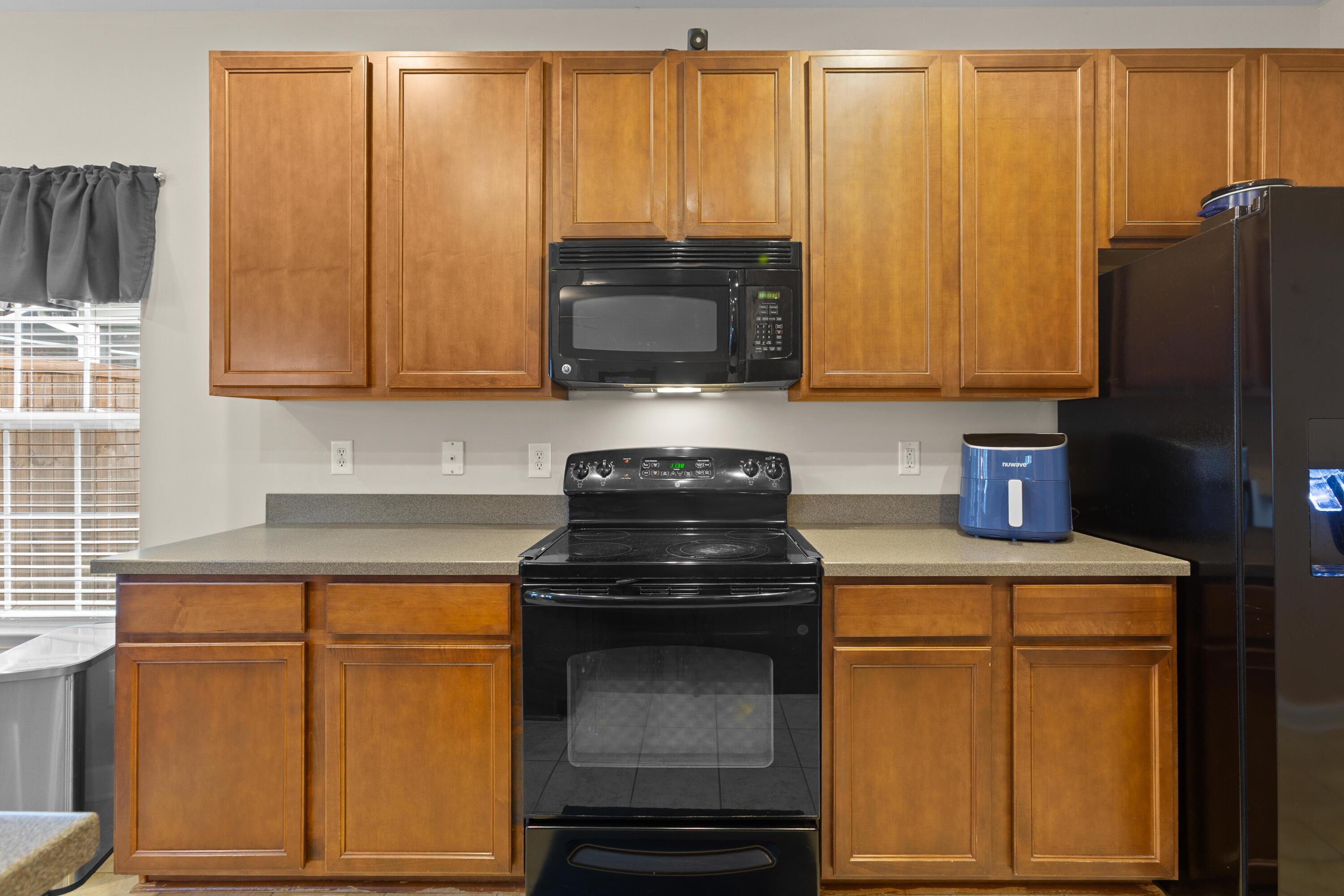 318 Killarney Trail Moncks Corner, SC 29461 - Photo 8 of 29 318KillarneyTr.NicoleBurbagePhoto-6