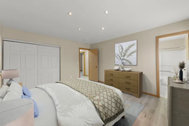 $379,990 | 21459 Georgetown Drive, Plainfield, IL 60544