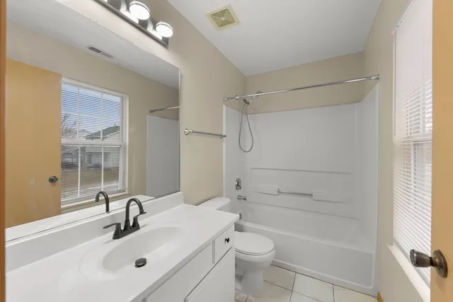 $379,990 | 21459 Georgetown Drive, Plainfield, IL 60544