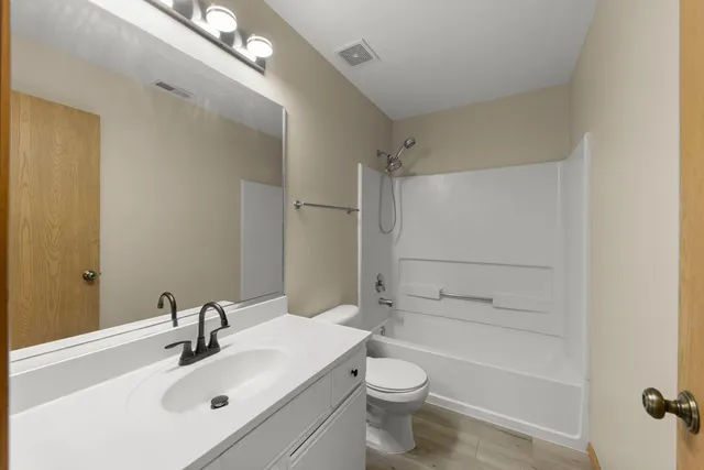 $379,990 | 21459 Georgetown Drive, Plainfield, IL 60544