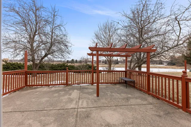 $379,990 | 21459 Georgetown Drive, Plainfield, IL 60544