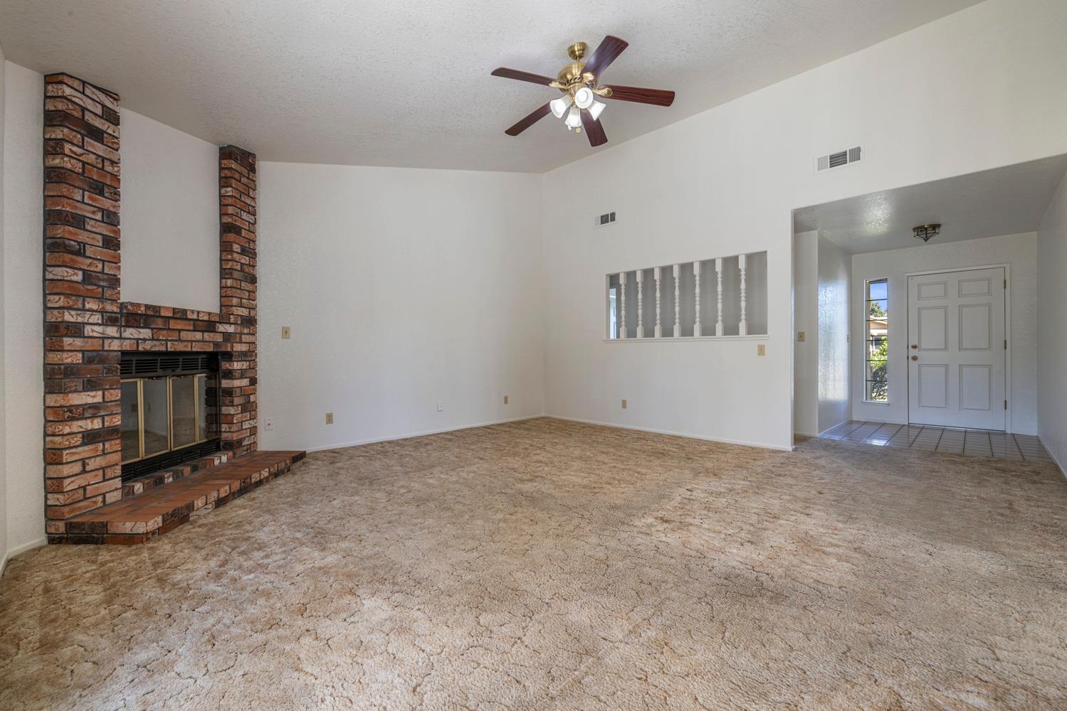 1050 West Tuolumne Road Turlock, CA 95382 - Photo 7 of 30