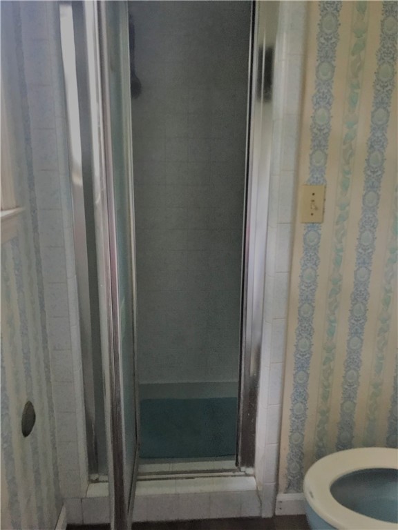 193 Gin House Road Abbeville, SC 29620 - Photo 16 of 34 MASTER BATH WITH SHOWER ONLY