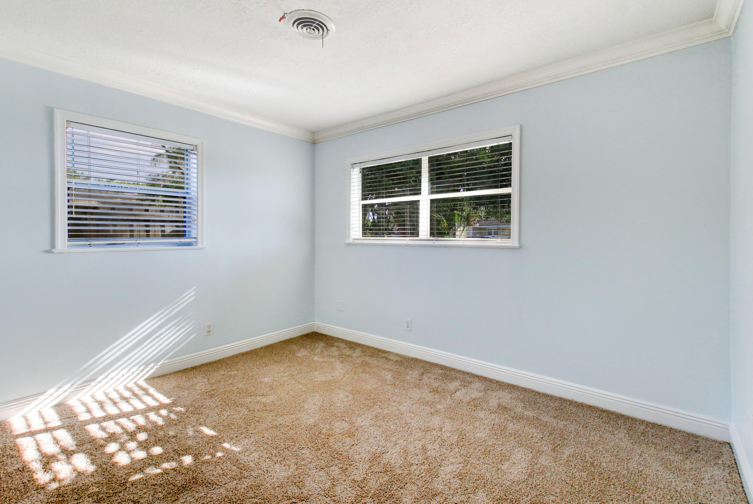 518 Dover Road Tequesta, FL 33469 - Photo 13 of 28 518 N Dover Rd HR-4