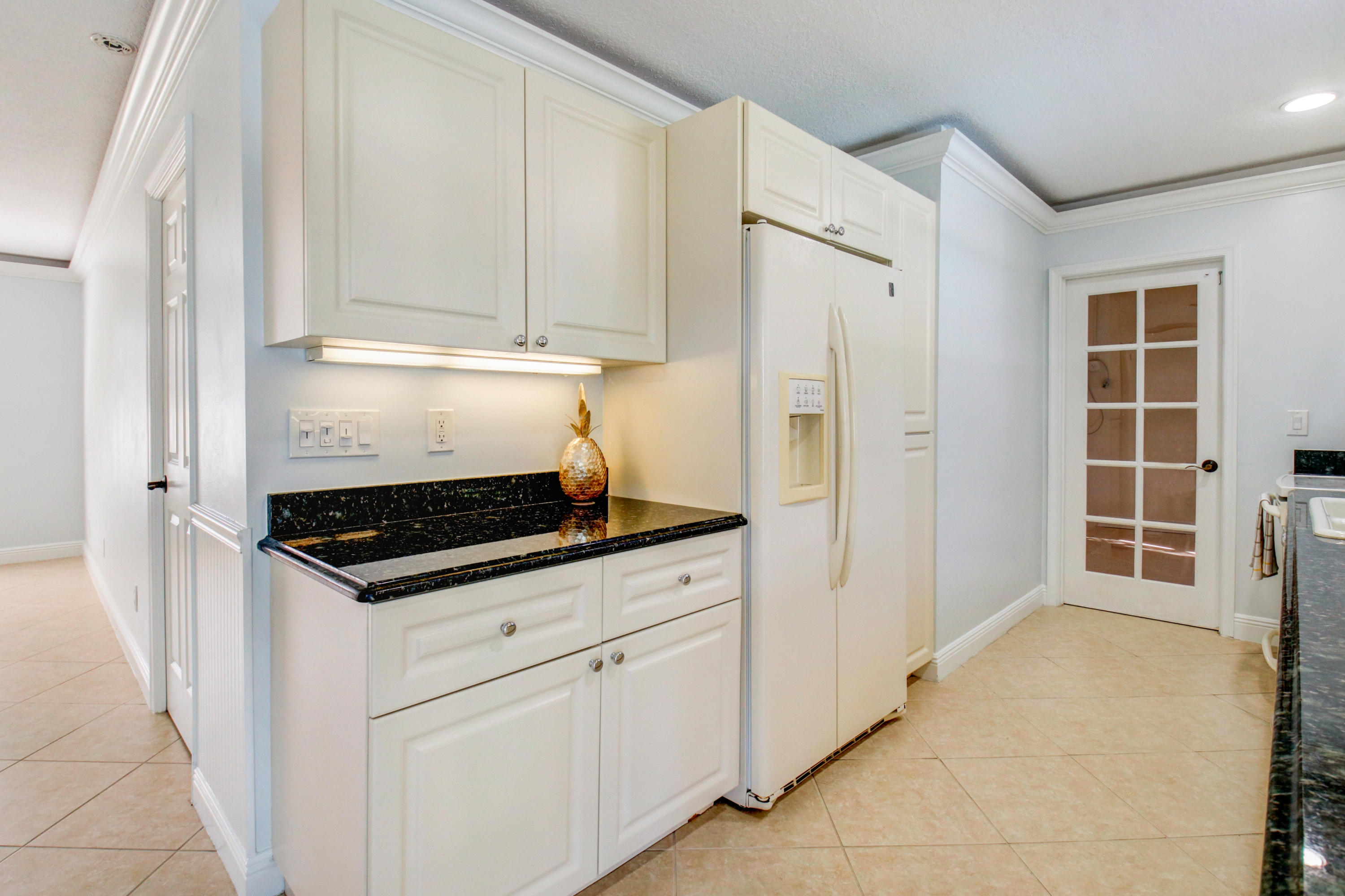 518 Dover Road Tequesta, FL 33469 - Photo 20 of 28 518 N Dover Rd HR-15