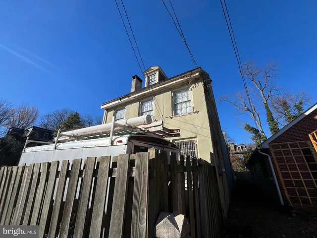 $247,500 | 145 West Queen Lane, Philadelphia, PA 19144