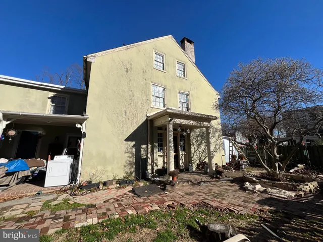 $247,500 | 145 West Queen Lane, Philadelphia, PA 19144