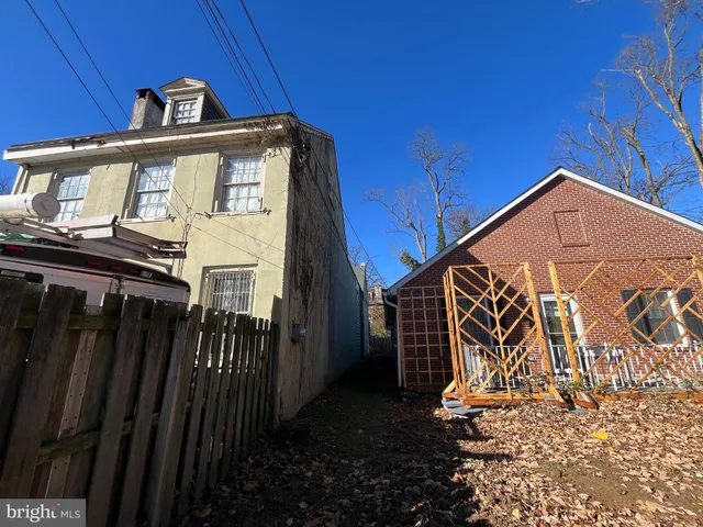 $247,500 | 145 West Queen Lane, Philadelphia, PA 19144