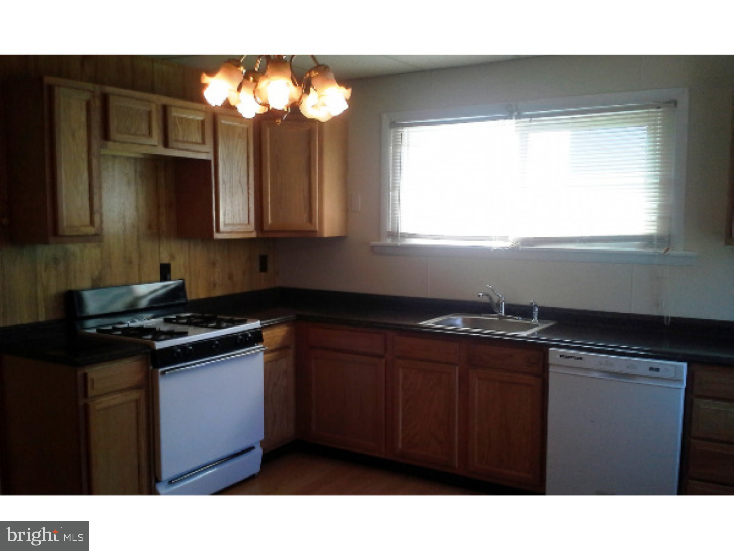 253 Ridge Road Claymont, DE 19703 - Photo 4 of 7