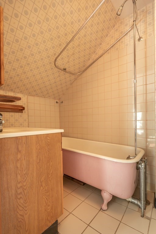 20 Richmond Street Fall River, MA 02721 - Photo 32 of 38 Gallery Image 32