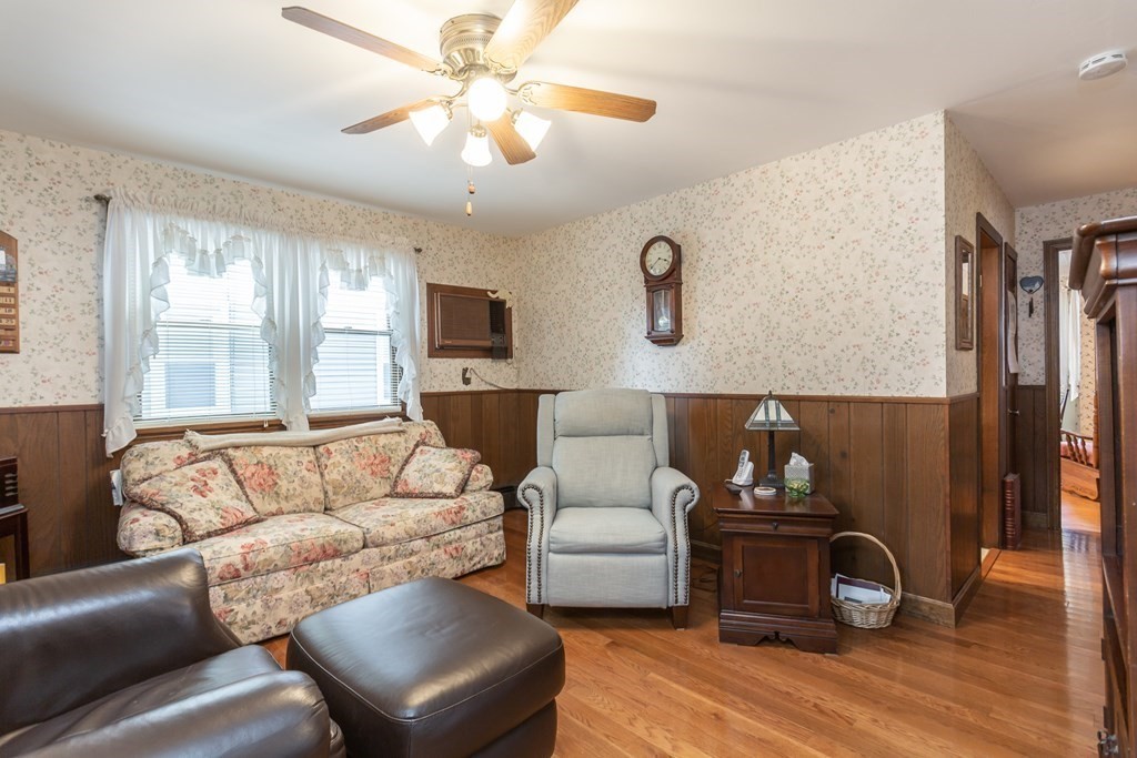 20 Richmond Street Fall River, MA 02721 - Photo 7 of 38 Gallery Image 7