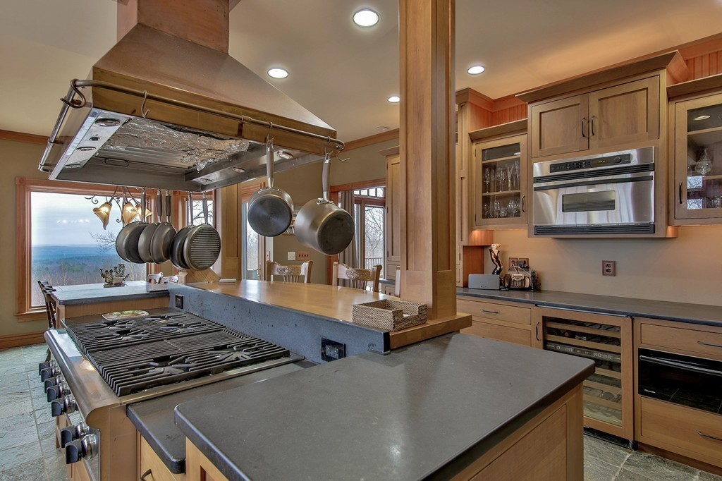 150 Mountain Road Princeton, MA 01541 - Photo 3 of 30