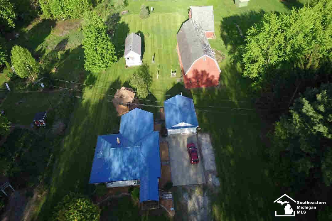 2189 Wells Road Dundee, MI 48131 - Photo 4 of 40