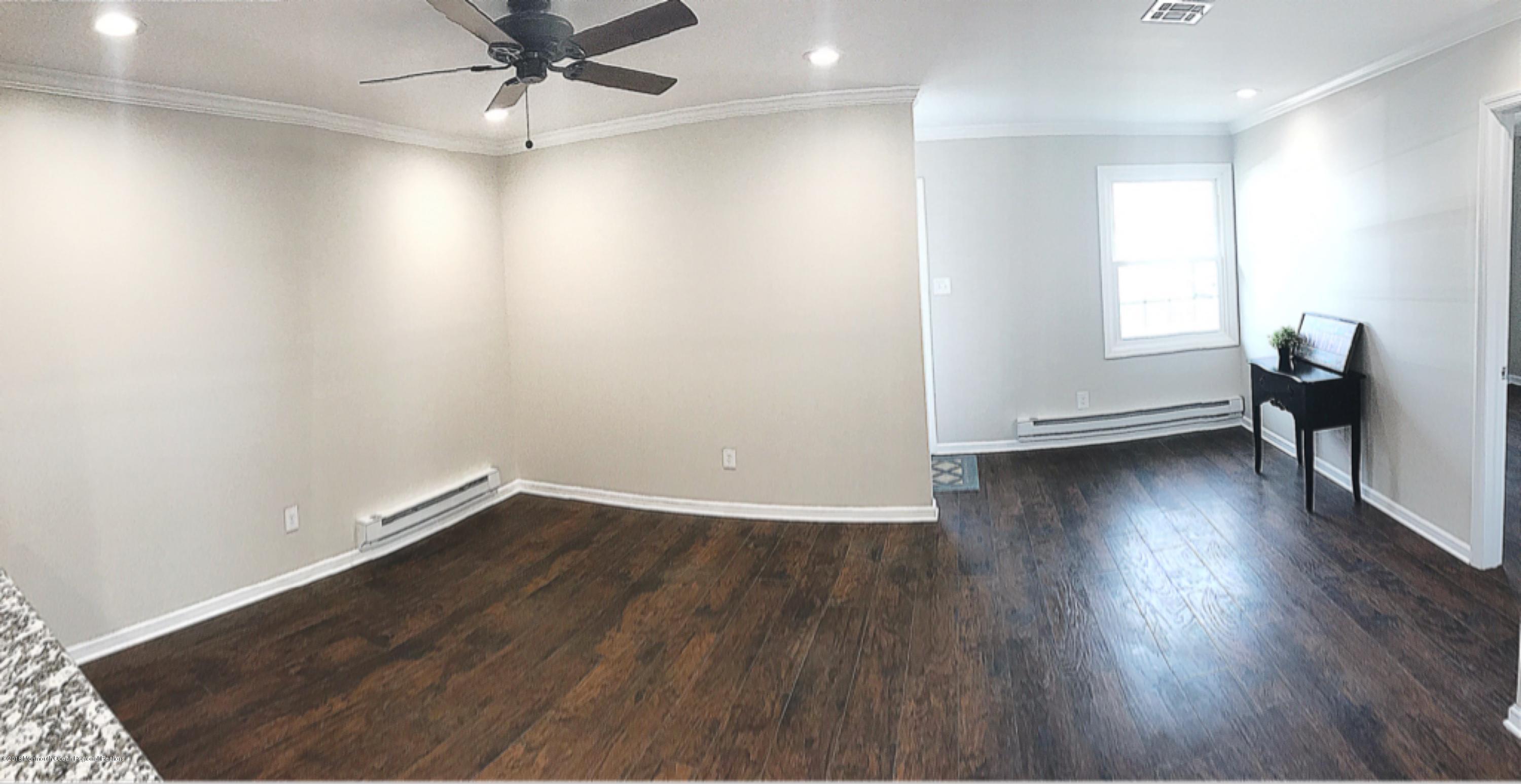 106 E Ragley Hall Road, Unit E Freehold, NJ 07728 - Photo 8 of 19 1A8CFAE3-495B-42BA-9D65-6CB8003B50A7
