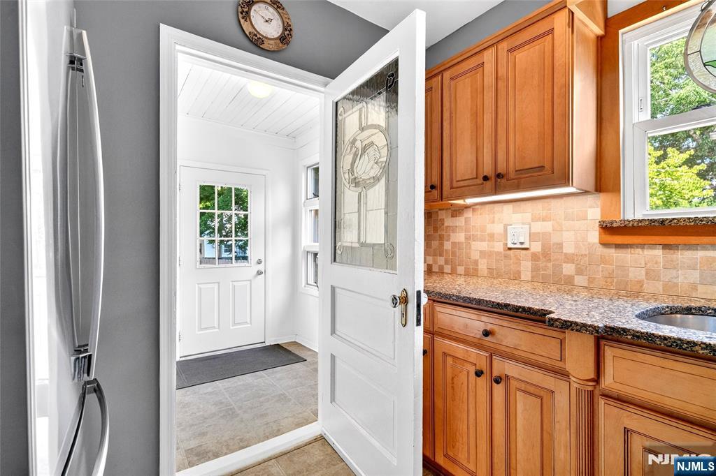 423 Closter Dock Road Closter, NJ 07624 - Photo 13 of 40