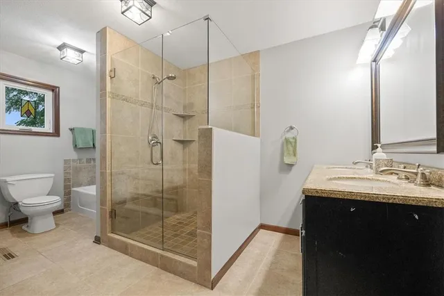 $775,000 | 14309 Plattsburg Road, Kearney, MO 64060