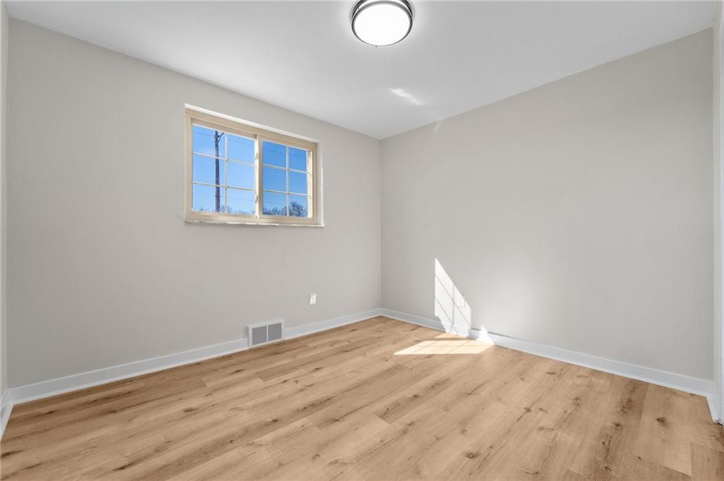 3637 Willett Road Pittsburgh, PA 15227 - Photo 11 of 23 Gallery Image 11