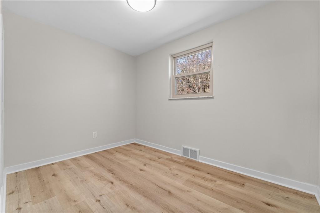 3637 Willett Road Pittsburgh, PA 15227 - Photo 13 of 23 Gallery Image 13